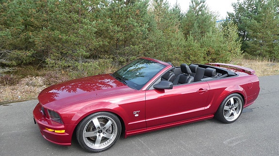 Ford Mustang 5 of 30