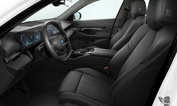 BMW i5 4 of 4