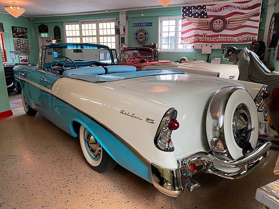 Chevrolet Bel Air 2 of 15