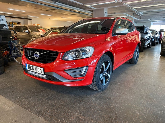 Volvo XC60 8 of 28