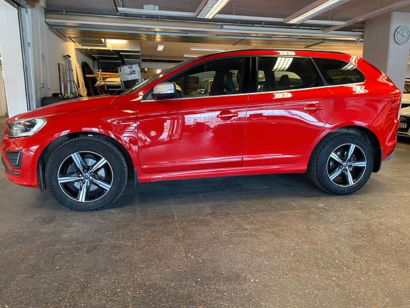 Volvo XC60 7 of 28