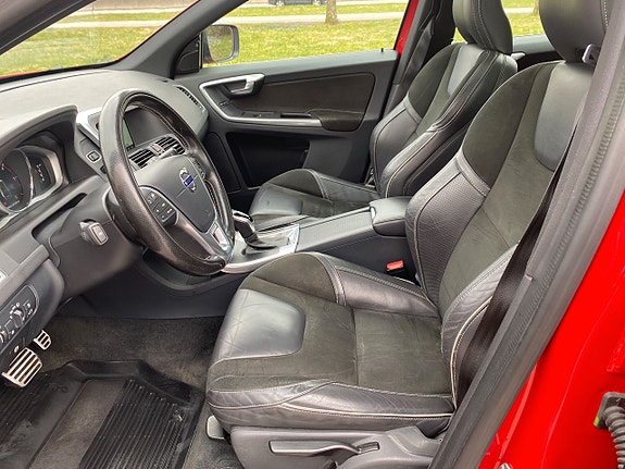 Volvo XC60 22 of 28