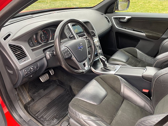 Volvo XC60 17 of 28