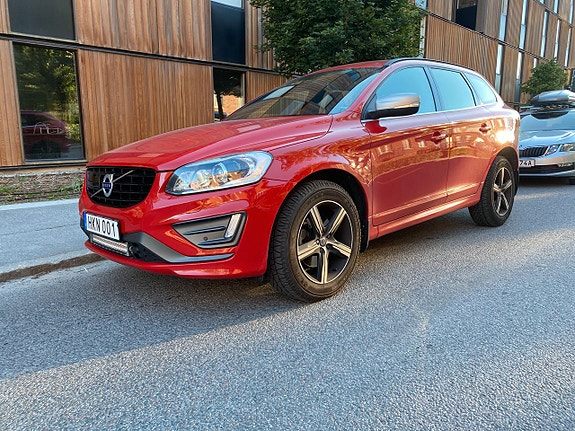 Volvo XC60 2 of 28
