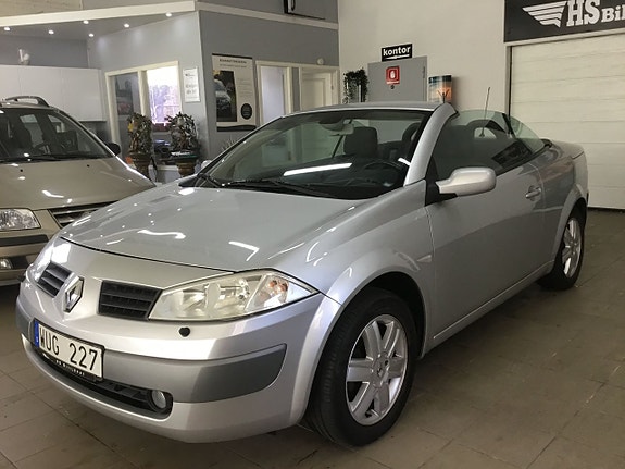 Renault Megane II 2 of 5