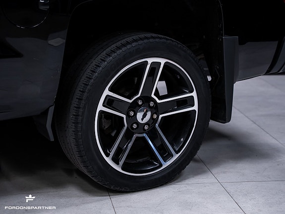 Chevrolet Silverado 1500 5 of 5