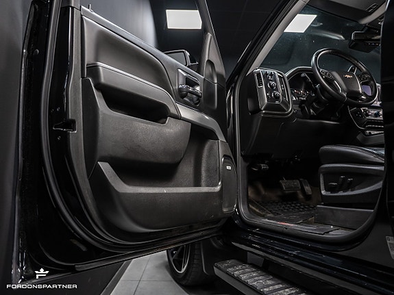 Chevrolet Silverado 1500 15 of 30