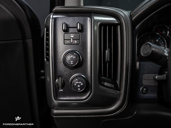 Chevrolet Silverado 1500 23 of 30