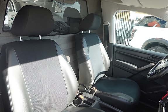 Volkswagen Caddy Maxi 14 of 19