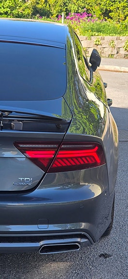 Audi A7 4 of 5
