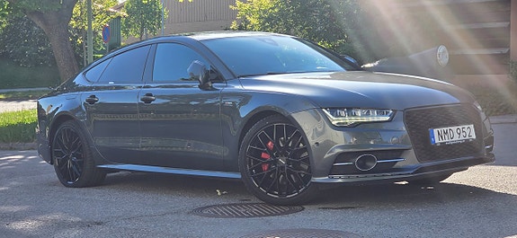 Audi A7 2 of 5