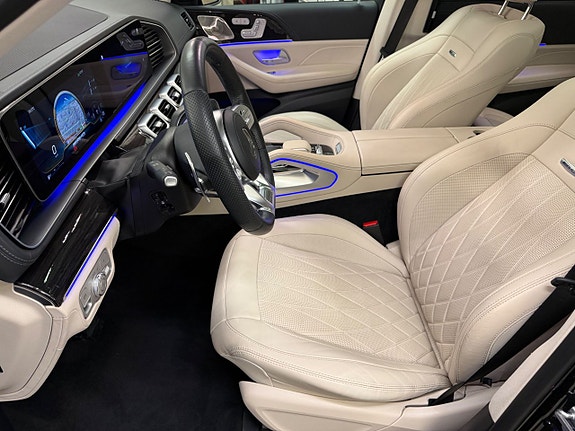 Mercedes-Benz GLS63 7 of 18
