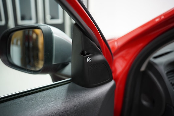 Volvo V60 8 of 21