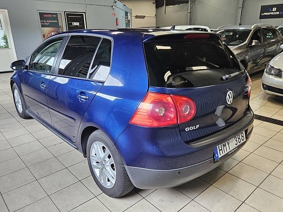 Volkswagen Golf V 3 of 14