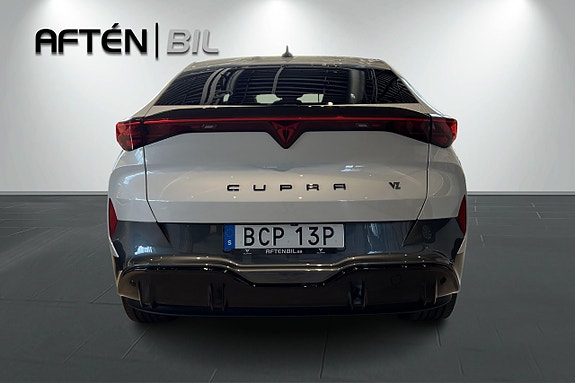 Cupra Tavascan 8 of 30