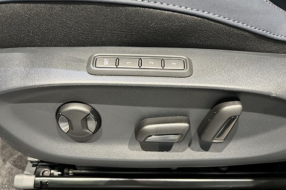 Cupra Tavascan 19 of 30