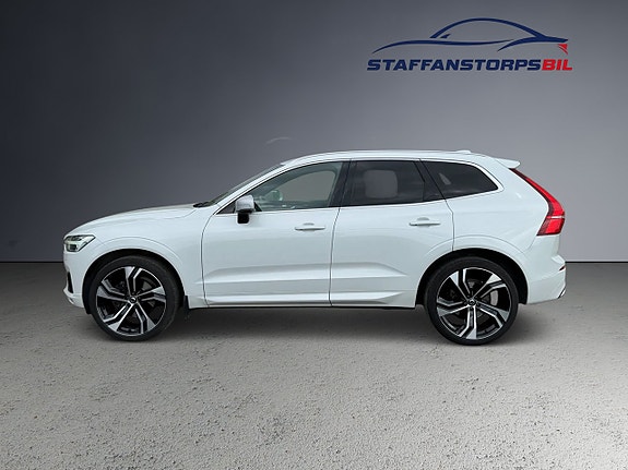 Volvo XC60 7 of 12