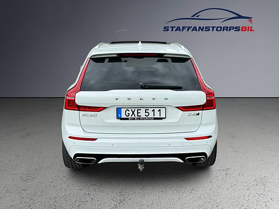 Volvo XC60 6 of 12