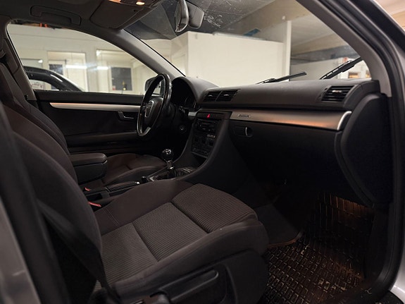 Audi A4 9 of 18