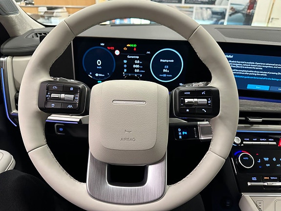 Hyundai Santa Fe 9 of 17