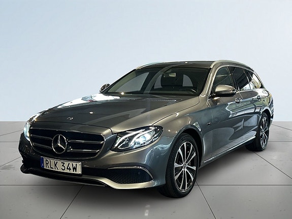 Mercedes-Benz E300 de 16 of 19