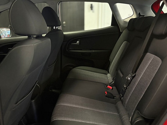 Kia Venga 8 of 18