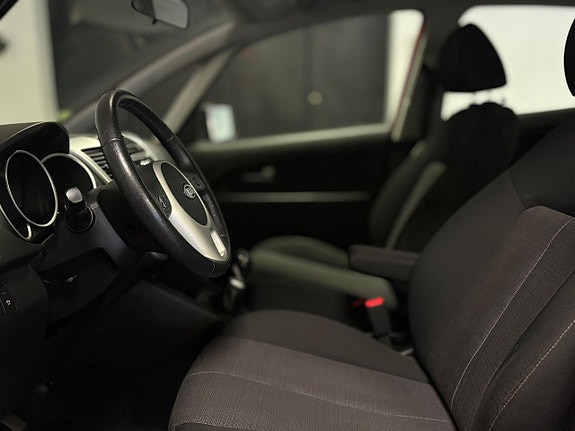 Kia Venga 7 of 18