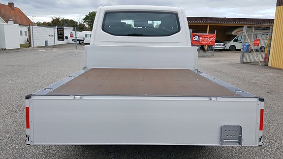 Volkswagen Transporter 15 of 18