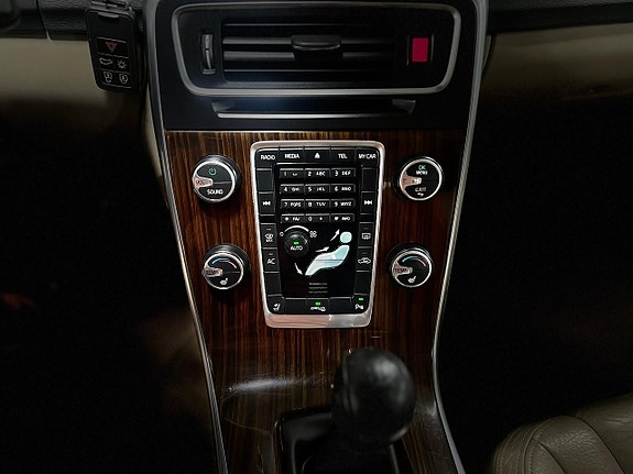 Volvo S60 16 of 19