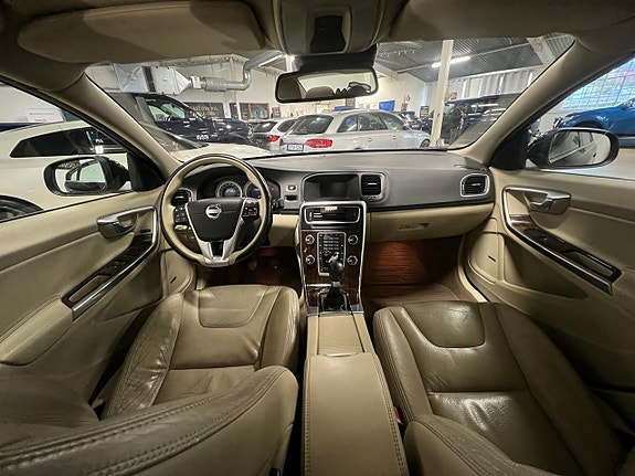 Volvo S60 10 of 19
