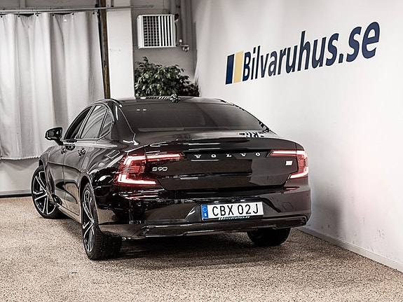 Volvo S90 3 of 5