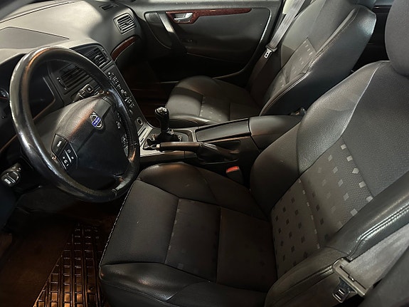 Volvo S60 6 of 10