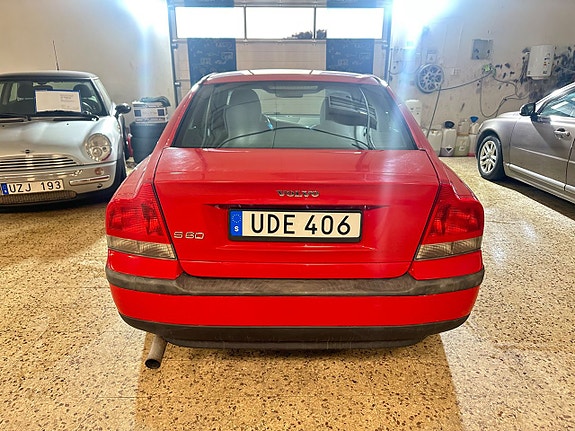 Volvo S60 9 of 9
