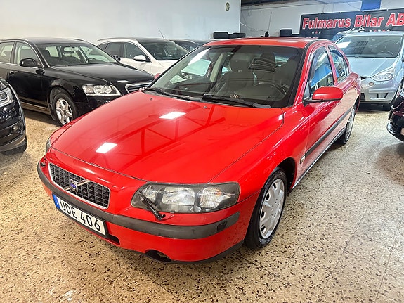 Volvo S60 3 of 10