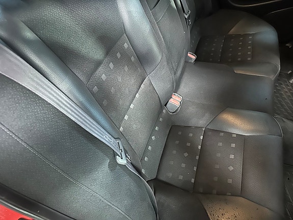 Volvo S60 7 of 10