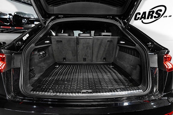 Audi Q8 10 of 24