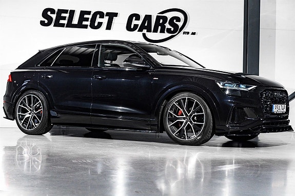 Audi Q8 2 of 5