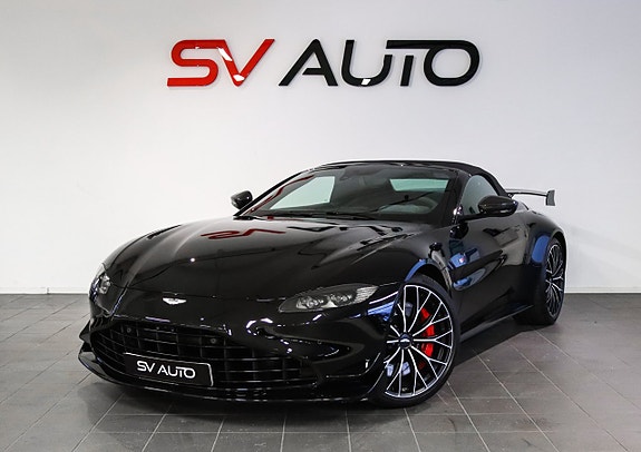Aston Martin Vantage 2 of 5