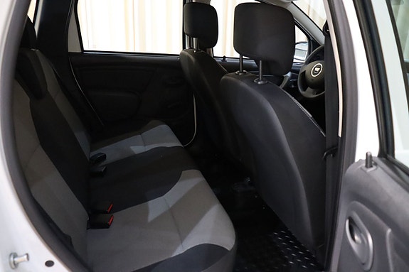 Dacia Duster 12 of 23