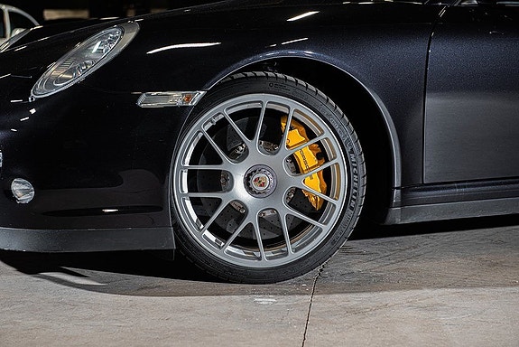 Porsche 911 25 of 25