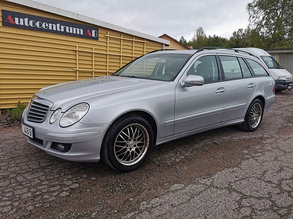 Mercedes-Benz E200