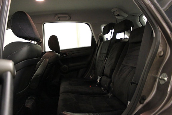 Honda CR-V 9 of 14