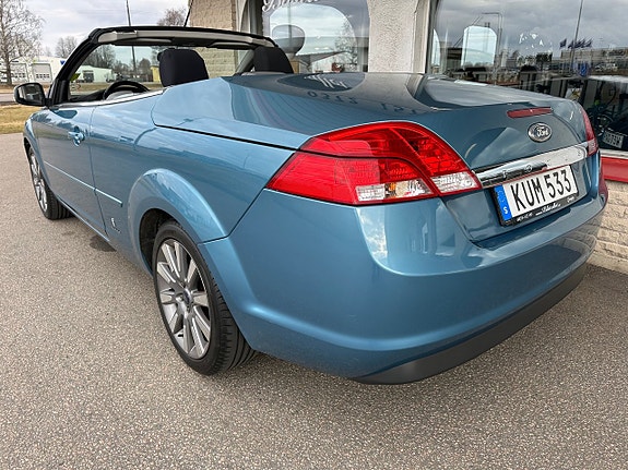 Ford Focus CC 3 of 5