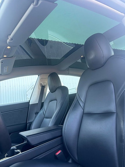 Tesla Model 3 16 of 19