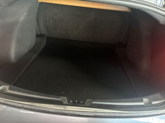 Tesla Model 3 18 of 19