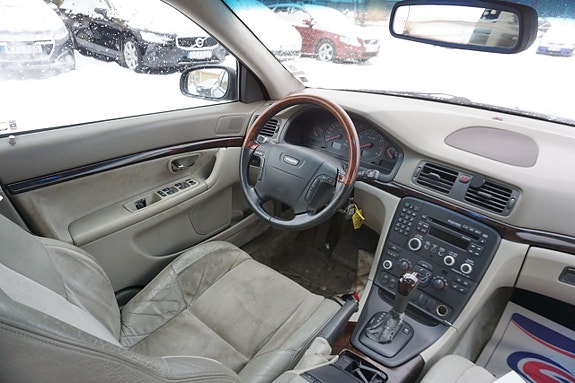 Volvo S80 5 of 7