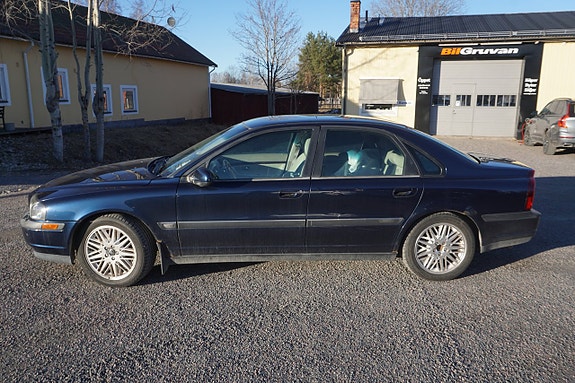 Volvo S80 4 of 7