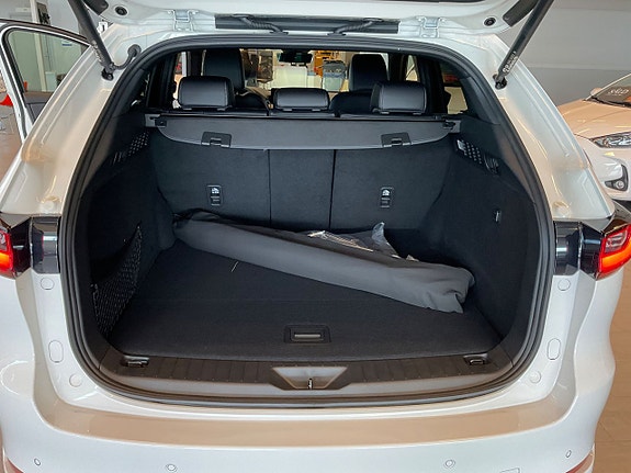 Mazda CX-60 15 of 15