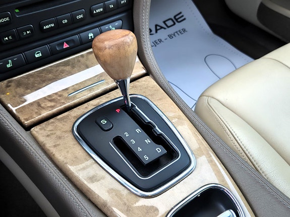 Jaguar S-TYPE 18 of 24