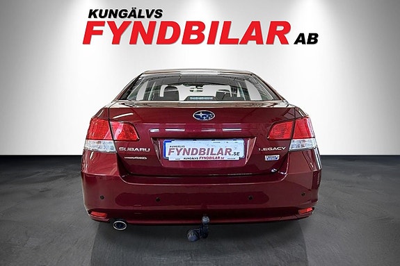 Subaru Legacy 6 of 13